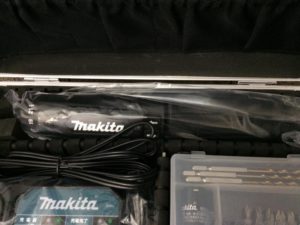 makita 充電式ペンドライバドリル DF012DSHXB