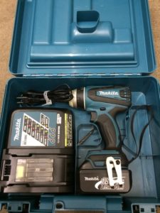 makita 4モード充電器インパクトドライバ TP141DRFX