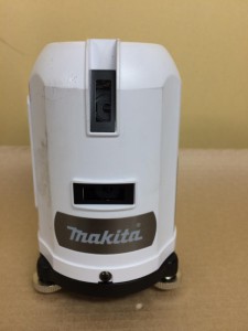 makita マキタ 室内専用レーザー墨出し器 さげふり・ろく レーザー墨出し器 SK11