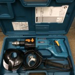 ダイヤコア振動ドリル 