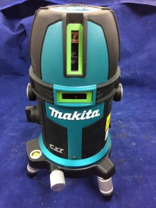 マキタ 充電式レーザー墨出し器 SK312GD
