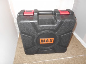 MAXの高圧釘打ち機、HN-90N4
