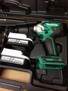 makita インパクトドライバ MTD001DSX