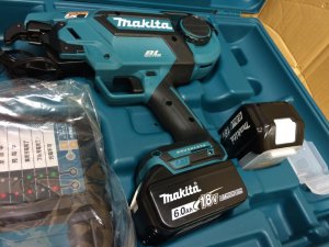 マキタ makita 充電式鉄筋結束機 TR180DRGX