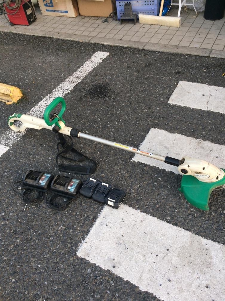 川越店【makita 充電式草刈機 MUR140D】埼玉県鶴ヶ島市のお客様からお 