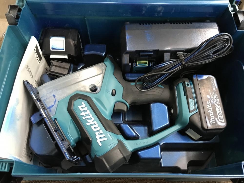 川越店【マキタ makita 充電式ボードカッター SD180DRGX】埼玉県