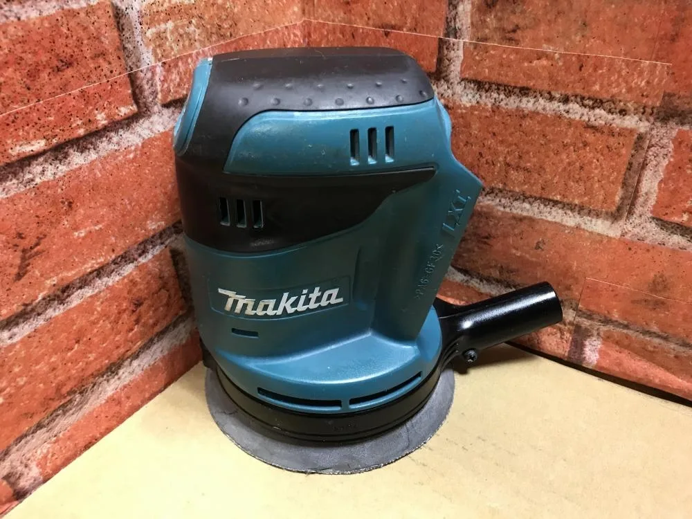 えできない Makita マキタ/makitaオービタルサンダーBO180Dの通販 by