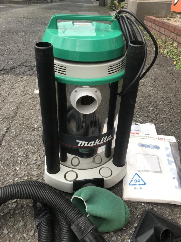 ☆送料無料！マキタ☆集じん機☆乾湿両用☆M440☆動作確認済み☆makita