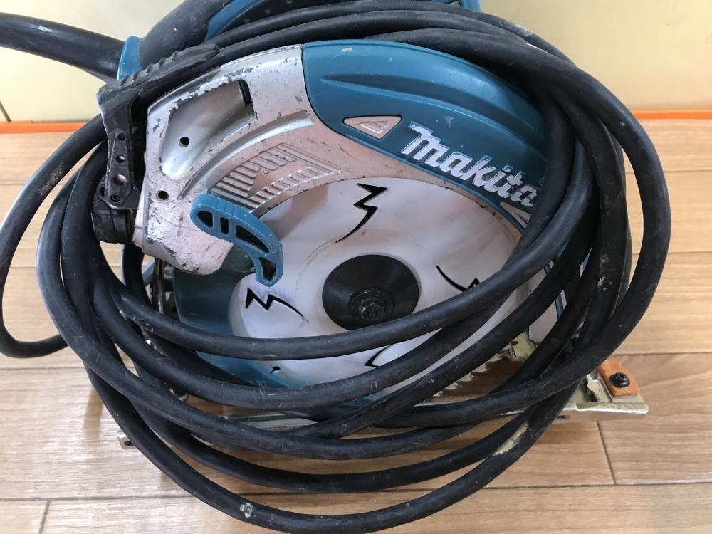 マキタ マルノコ 5637BA