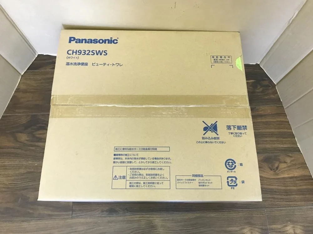 オンライン公式店 新品　Panasonic 温水洗浄便座　CH932SWS その他