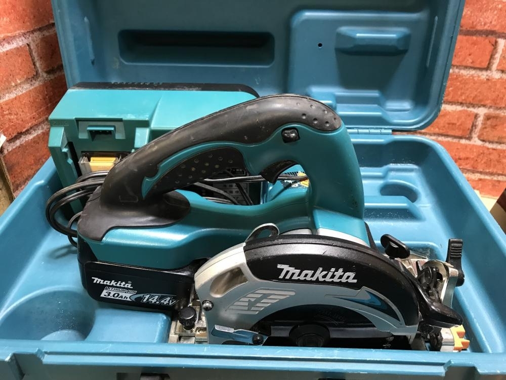 マキタ 125mm充電式マルノコ SS540D　バッテリ1個 充電器