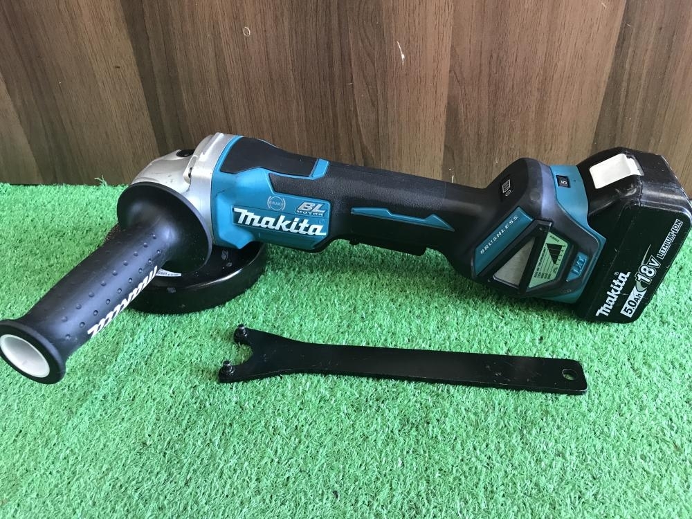 マキタ 125mm充電式ディスクグラインダ GA518D 18V5.0Ahバッテリー付き