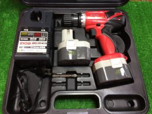 八王子店【RYOBI 充電式ドライバドリル BD-122 バッテリ2個 】東京都日野市のお客様からお買取り致しました！