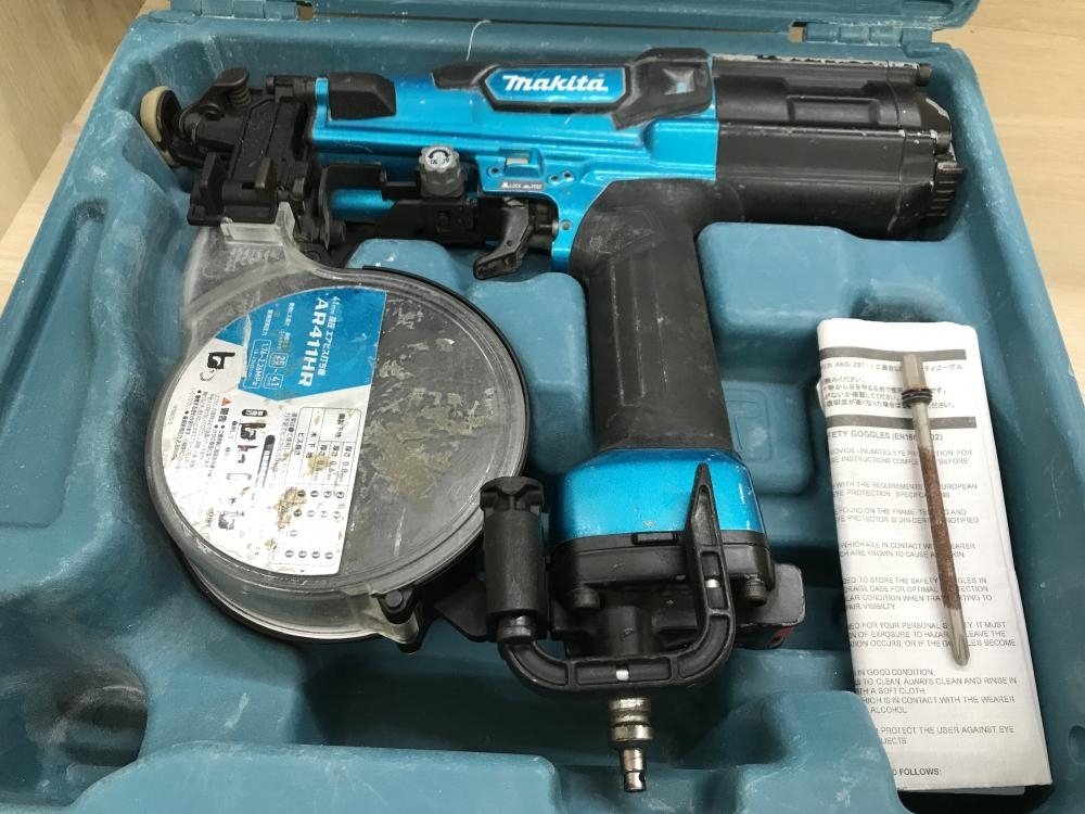 マキタ 高圧ビス打ち機 AR411HR