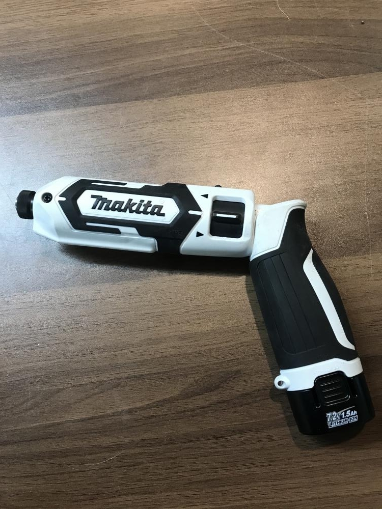 マキタ ペンインパクトドライバ TD022D ※本体+バッテリー×1 中古美品