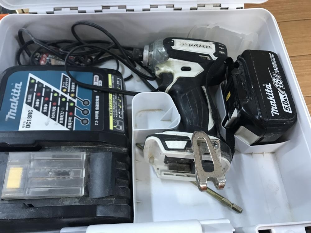 マキタ インパクトドライバ TD146D