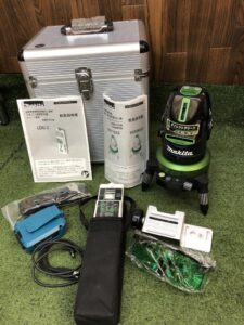 ﾏｷﾀ 屋内・屋外兼用墨出し器 ﾀﾞｲﾚｸﾄｸﾞﾘｰﾝ SK311GX を買取！ ﾂｰﾙｵﾌ草加店