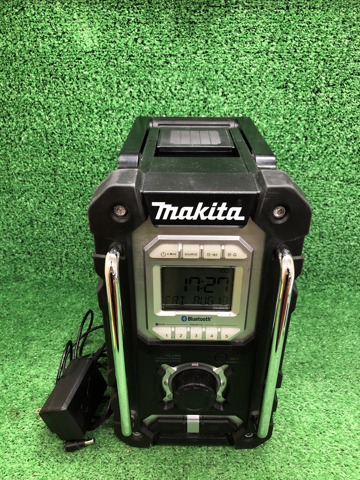 マキタ ラジオ MR108 Makitaスピーカー バッテリー 充電器付14V 