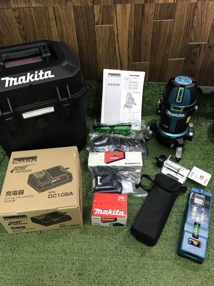 マキタ makita 充電式墨出し器 10.8V SK313GD おおがね・通り芯・ろく