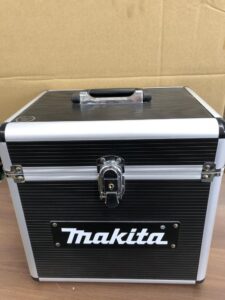 買取実績】マキタ makita 充電式グリーンレーザー墨出し器 SK40GD 受光