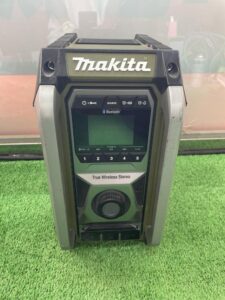 マキタ　ラジオ　MR005Gオーディオ機器