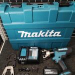 makita 充電式圧着工具 バッテリ×1 充電器 18V/6.0Ah 充電回数20回