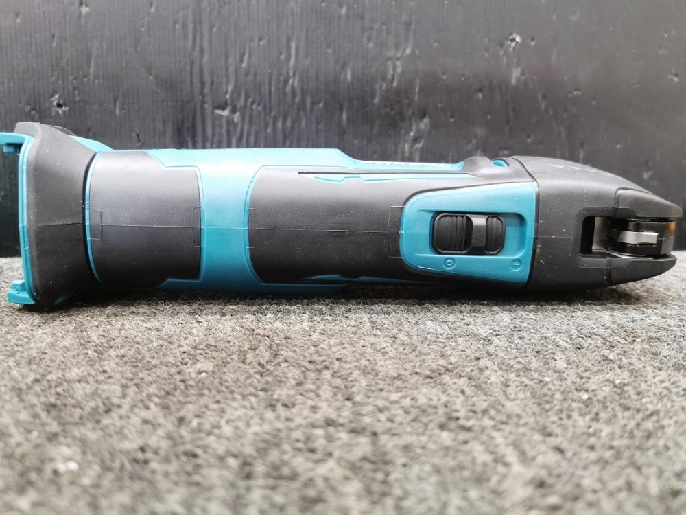 買取実績】マキタ makita 18V 充電式マルチツール TM51D 本体+替刃