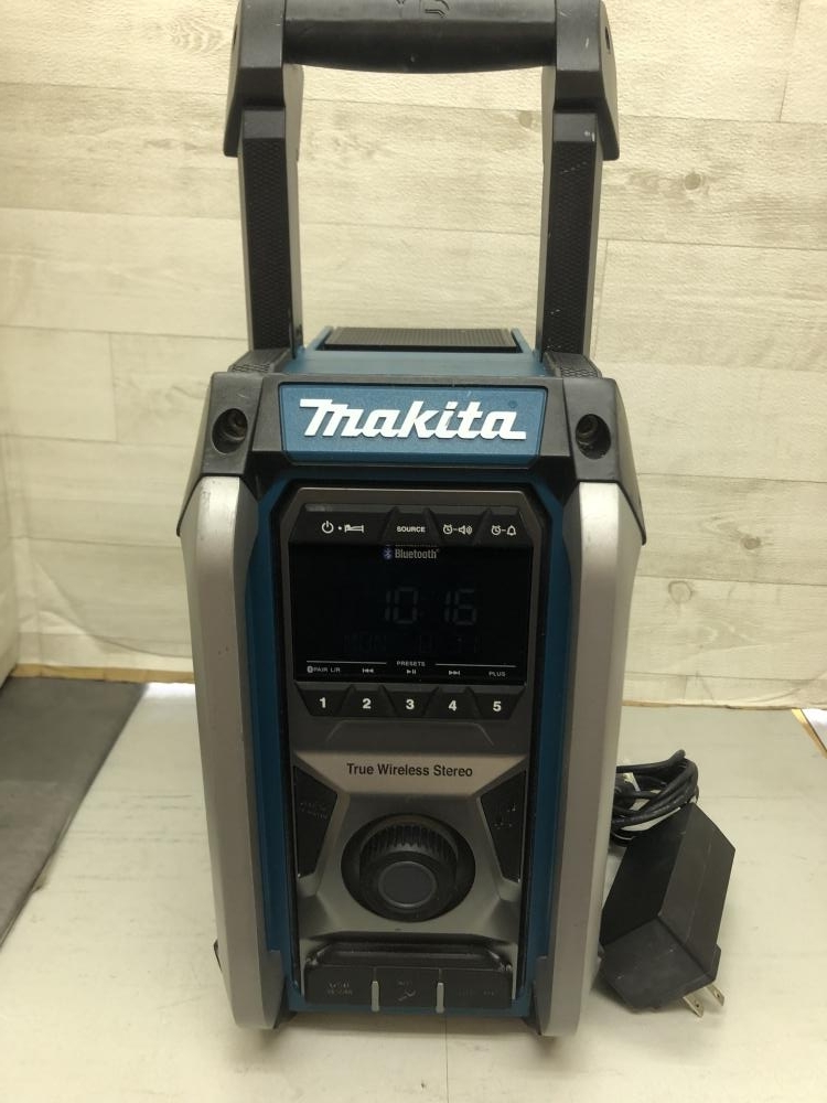 買取実績】makita マキタ 充電式ラジオ MR005G ［東京都中野区］西東京店