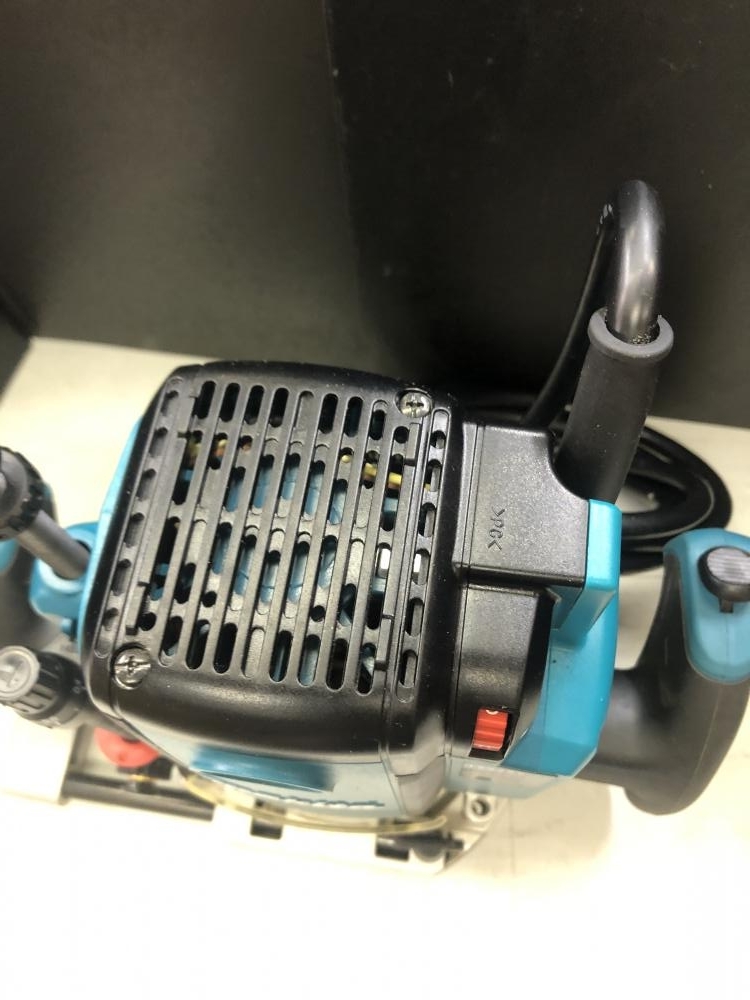 買取実績】makita マキタ 電子ルーター RP2301FC ［東京都中野区］西東京店