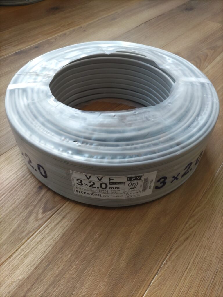 黒白緑3×2.0の画像