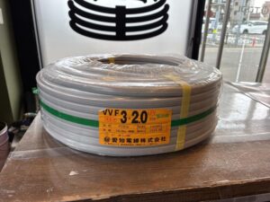 3×2.0 黒白緑の画像1