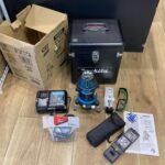 充電式グリーンレーザー墨出し器