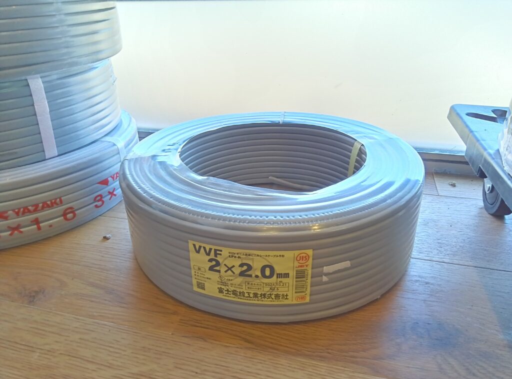 2×2.0mm 100mの画像