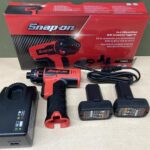 コードレススクリュードライバー