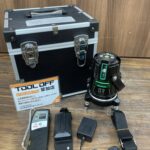 リアルグリーンレーザー墨出し器