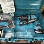 ﾏｷﾀ makita/18mm充電式ﾊﾝﾏﾄﾞﾘﾙ 18V/18V6.0Ahﾊﾞｯﾃﾘｰ×2、充電器付