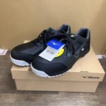 プロスニーカー　安全靴