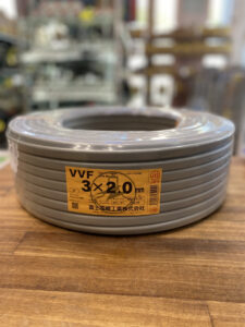 3×2.0mm 100m 黒白赤の画像1