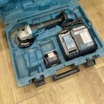 マキタ 100mm充電式ディスクグラインダ