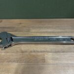 アジャスタブルレンチ