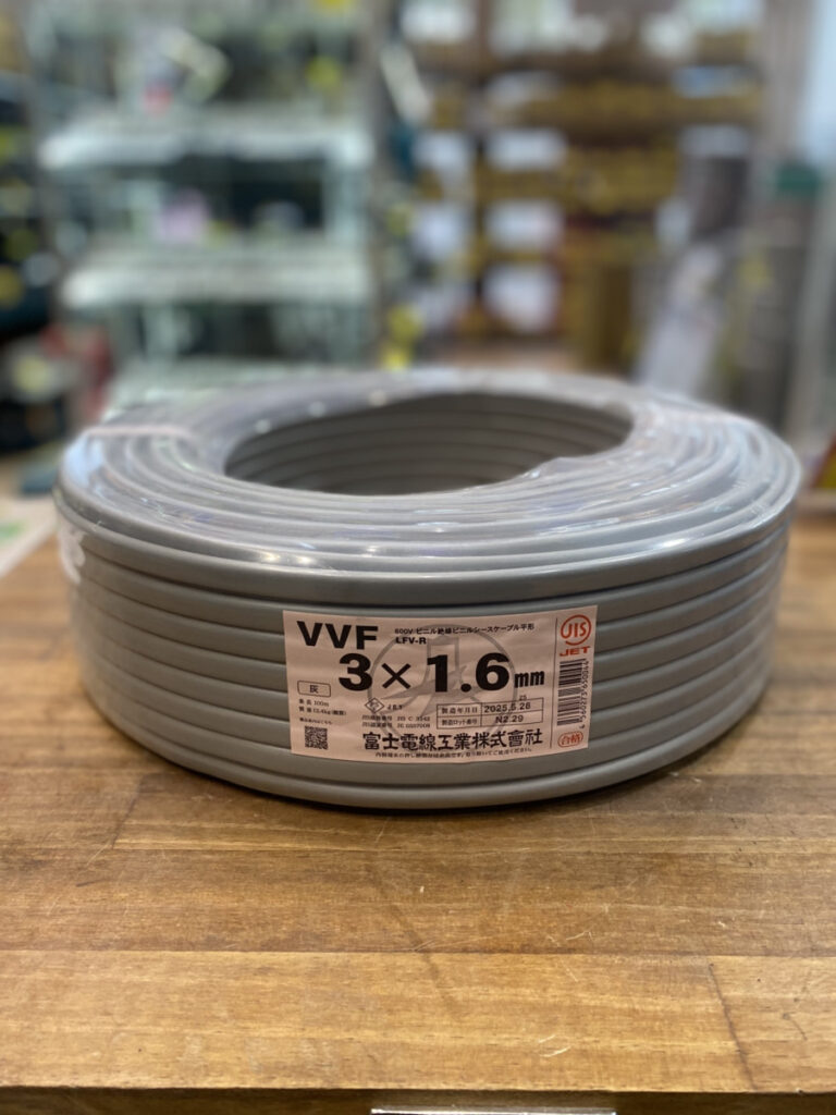 3×1.6 100mの画像