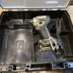 充電式インパクトドライバ 