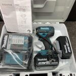 makita マキタ 充電式インパクトドライバ 18V 18V3.0Ahバッテリー×2、充電器付