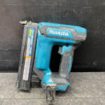 makita ﾏｷﾀ 充電式面木釘打機