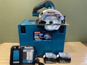 makita マキタ　18V165mm充電式マルノコ  6.0Ahバッテリ2個 充電器付属