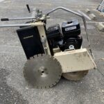 エンジン式コンクリートカッタ 