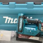 マキタ makita 40Vmax充電式仕上釘打機 FN001G 本体+ケース