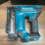 マキタ 4mm充電式タッカ